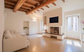 Luxury Apartment Desenzano Del Garda